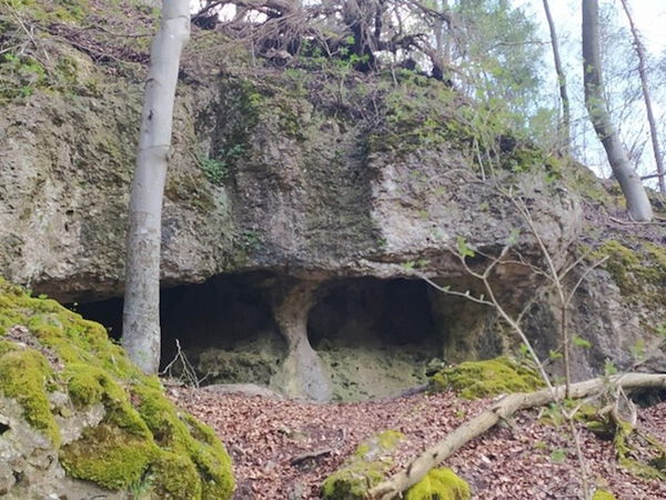 Blauberghöhle