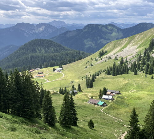 Abstieg zur Schönfeldhütte