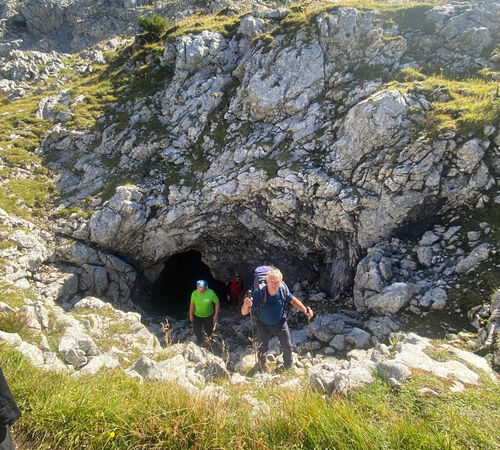 Höhle im Karst (Hagengebirge)