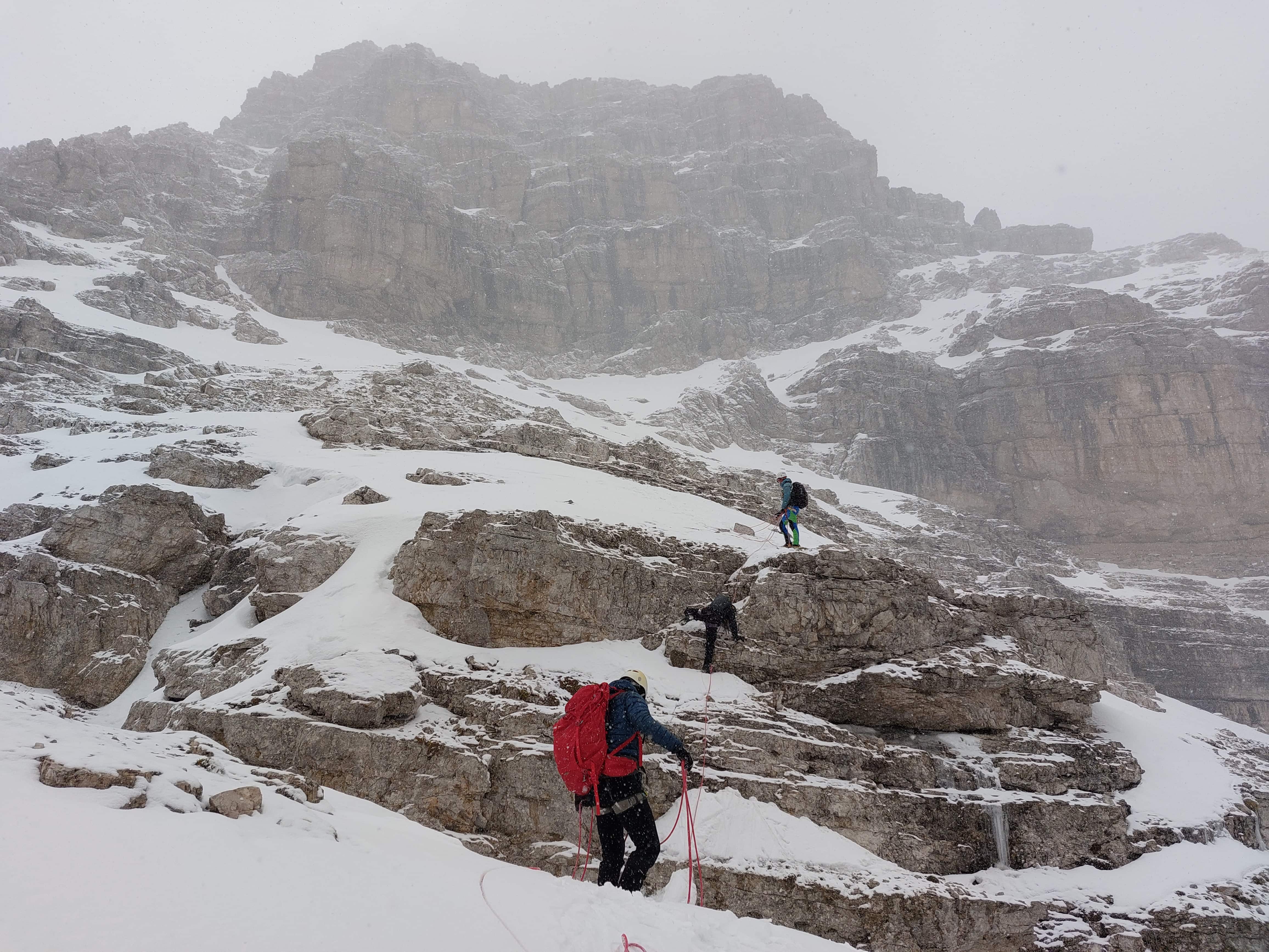 Winterliche Verhältnisse am Sass de Mura