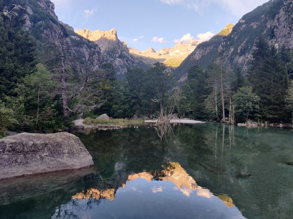 Abendstimmung im Val di Mello